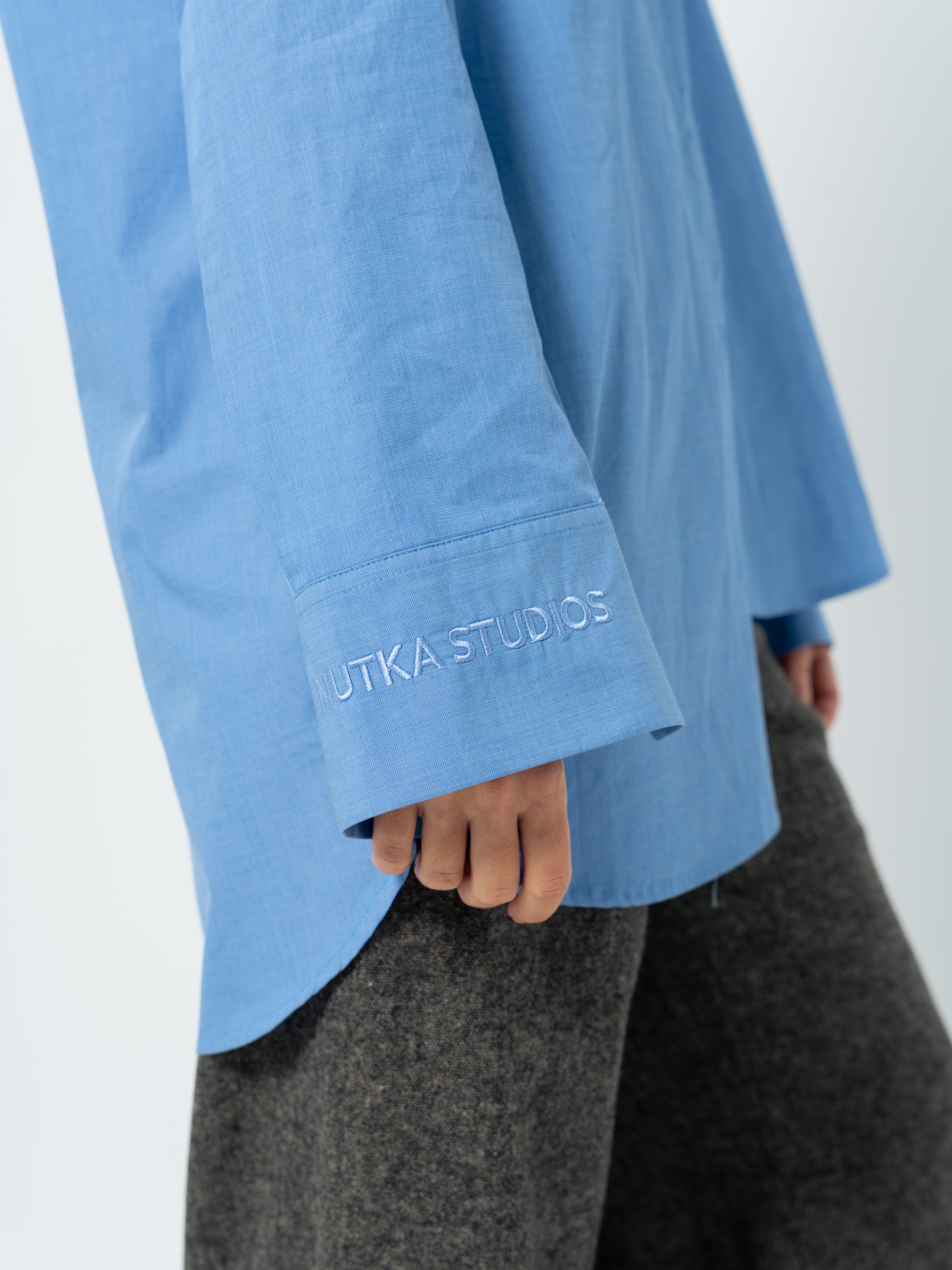 24/7 UNIFORM SHIRT