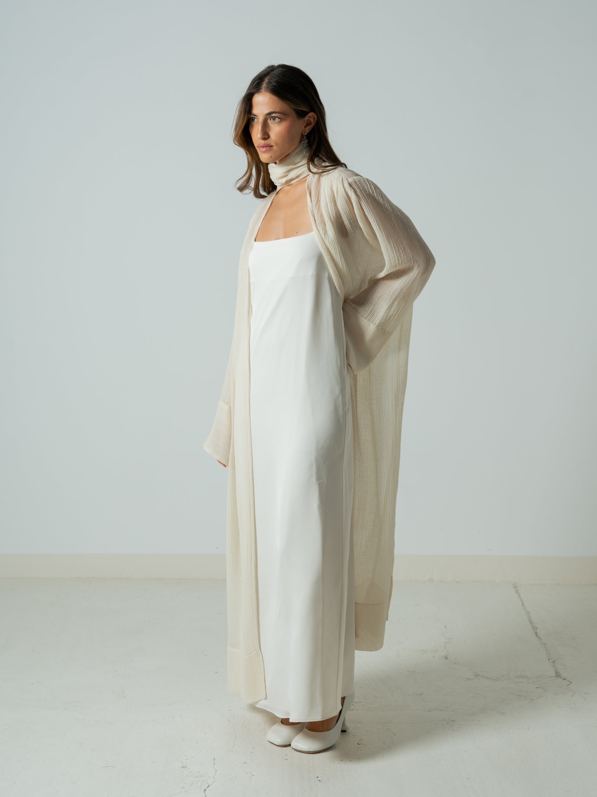 WHITE WOOL KAFTAN