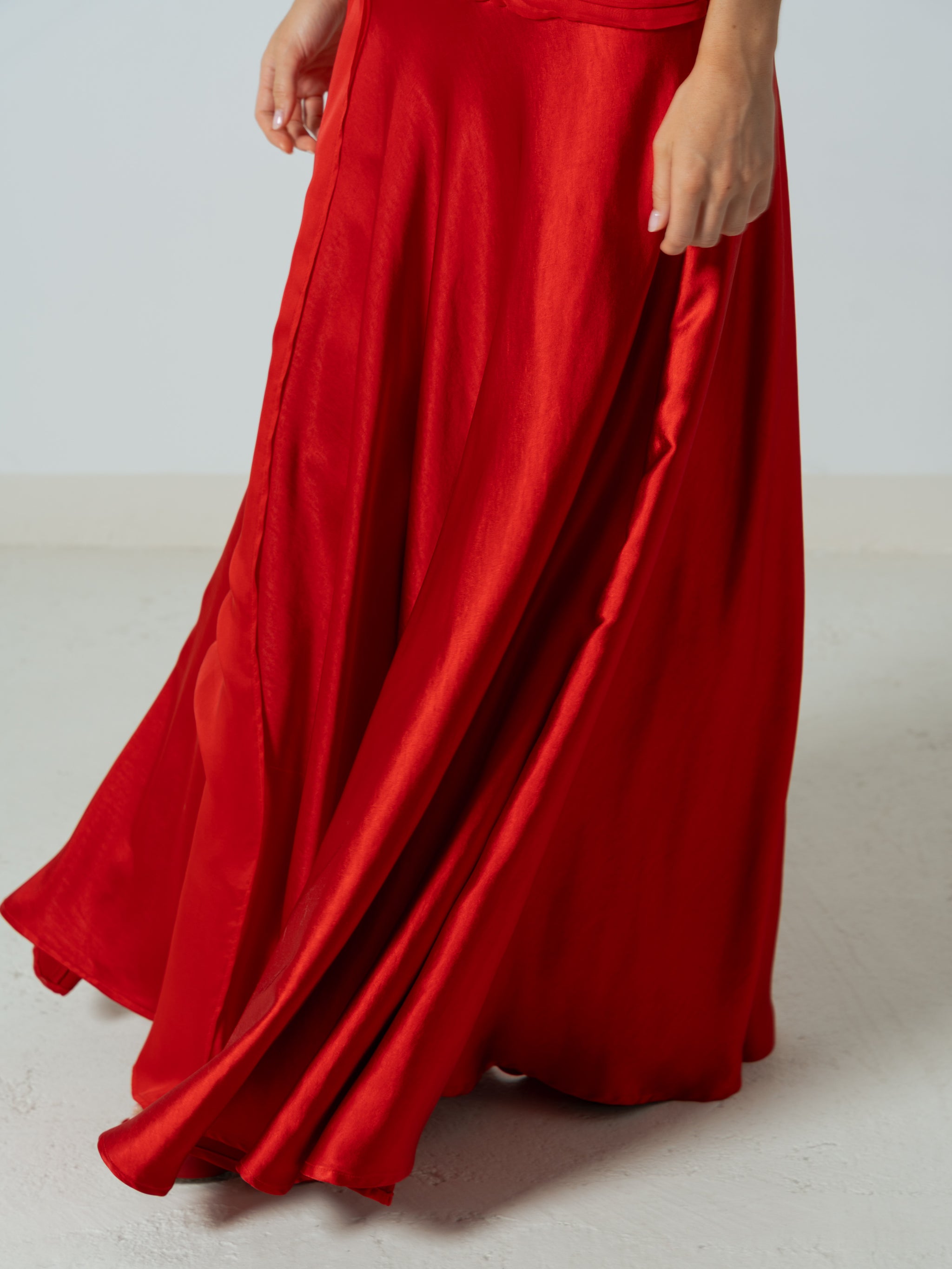 AMI ROUGE MAXI DRESS