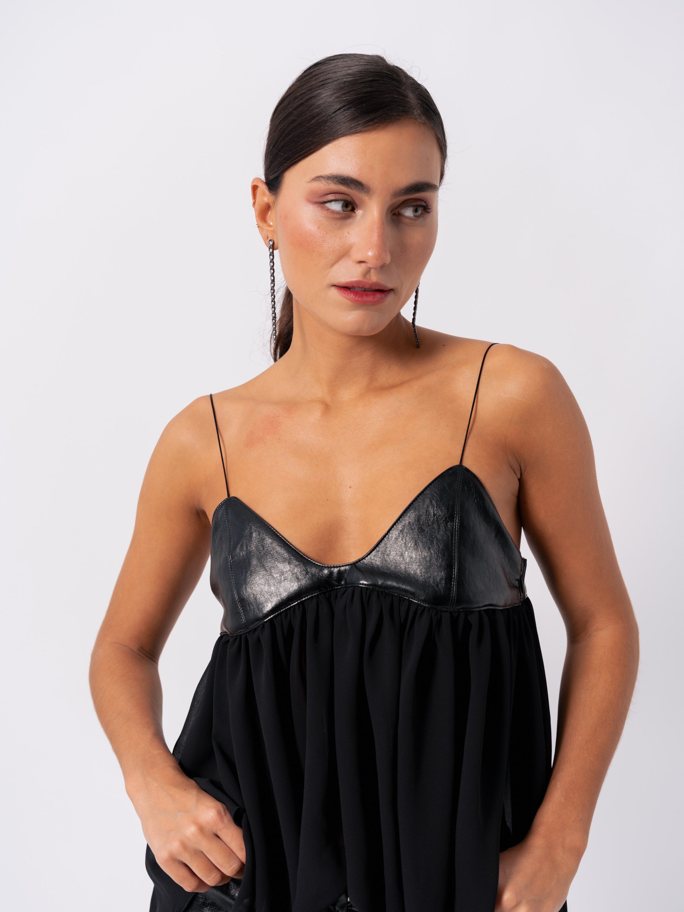 LILY BLACK TOP – Nutka Studios