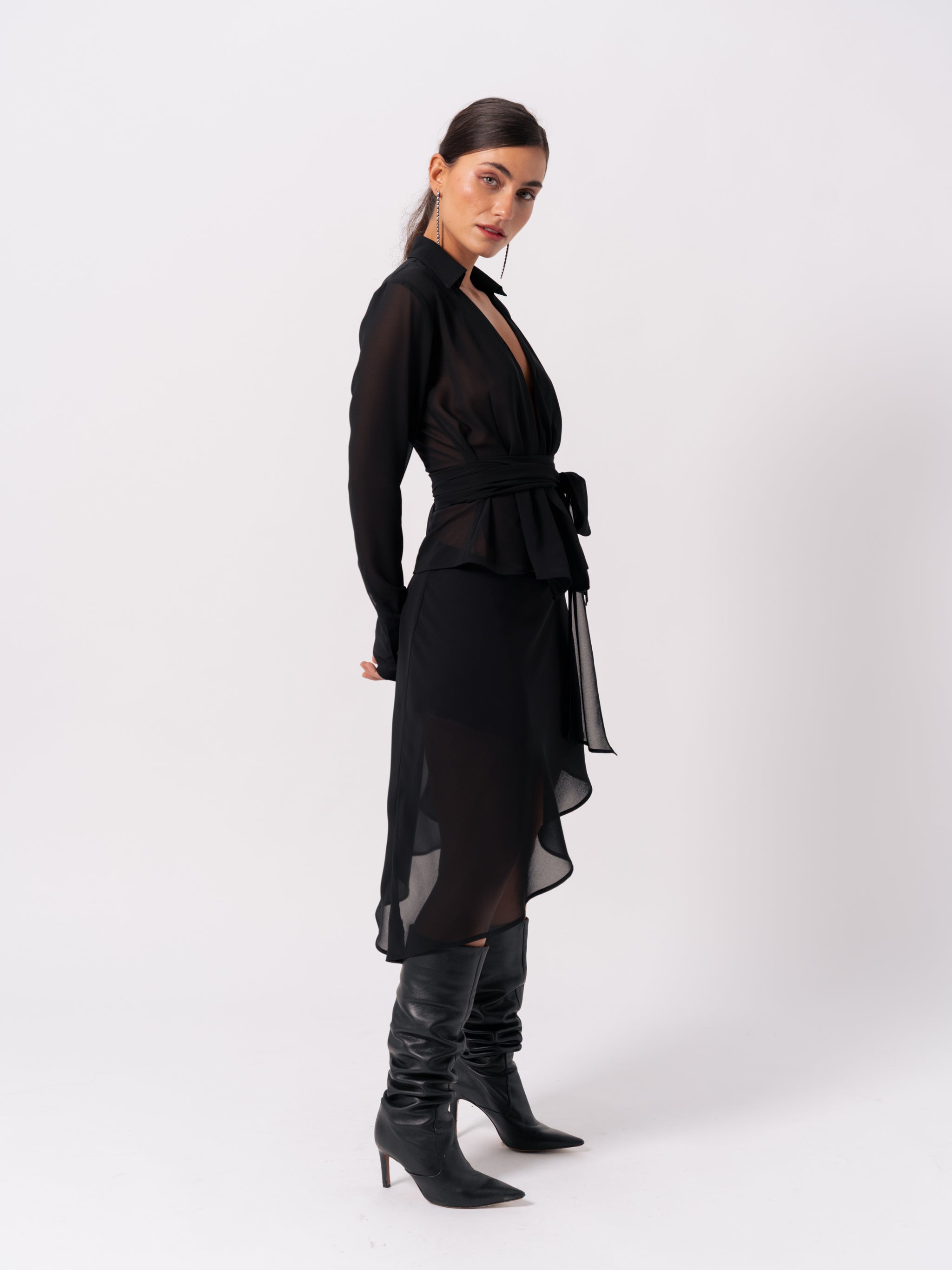 ASSYMETRIC BLACK SKIRT