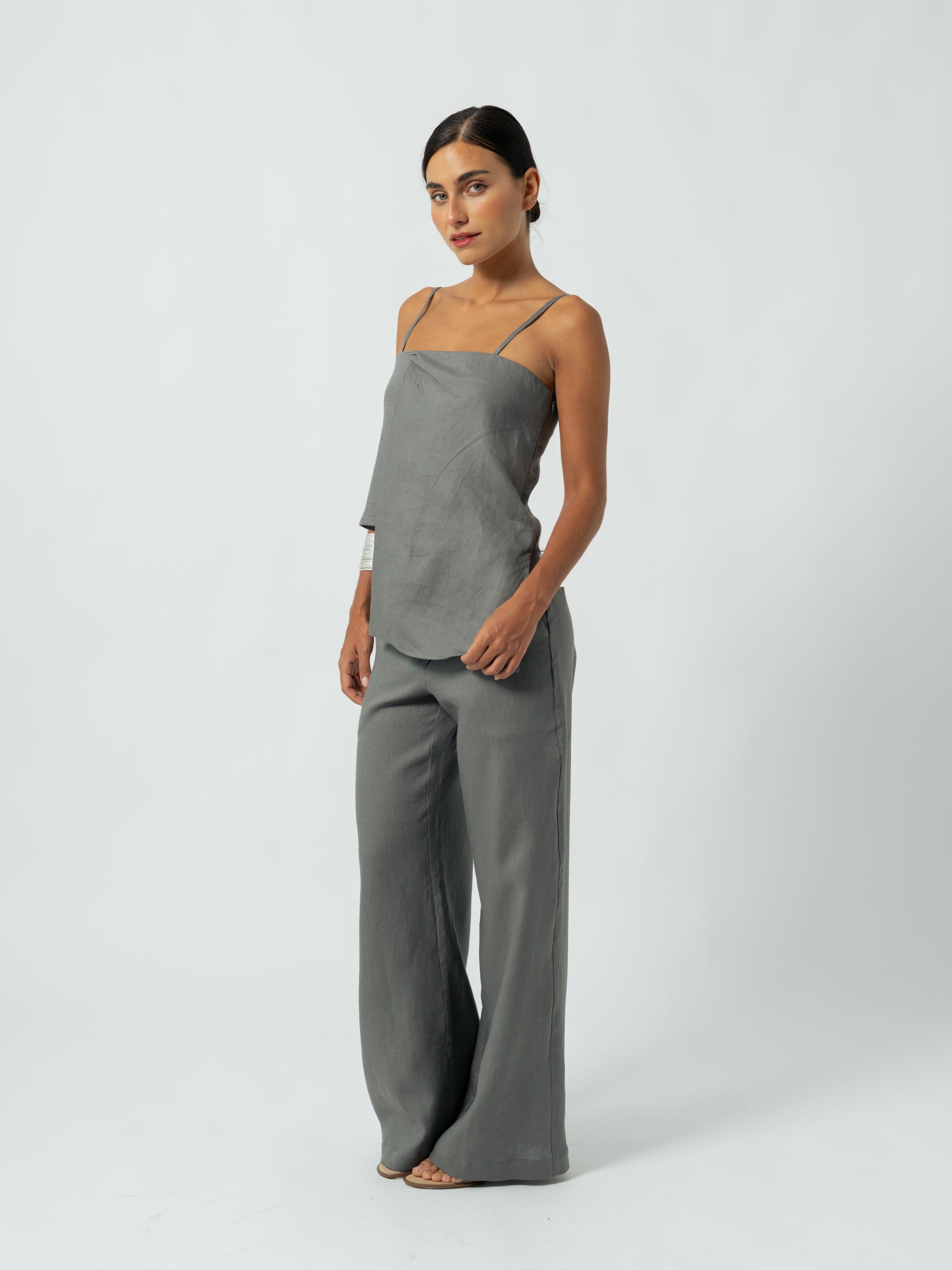 AMANDA GREY TOP