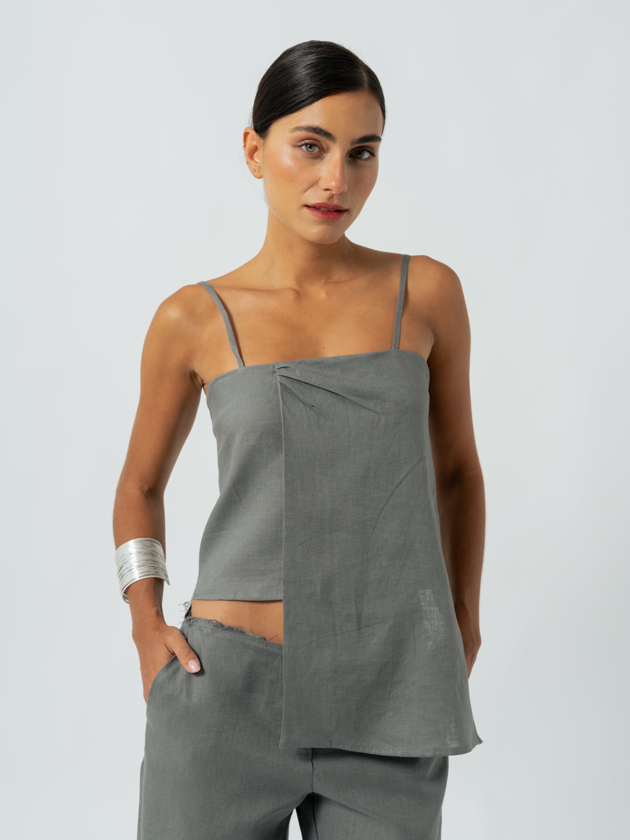 AMANDA GREY TOP