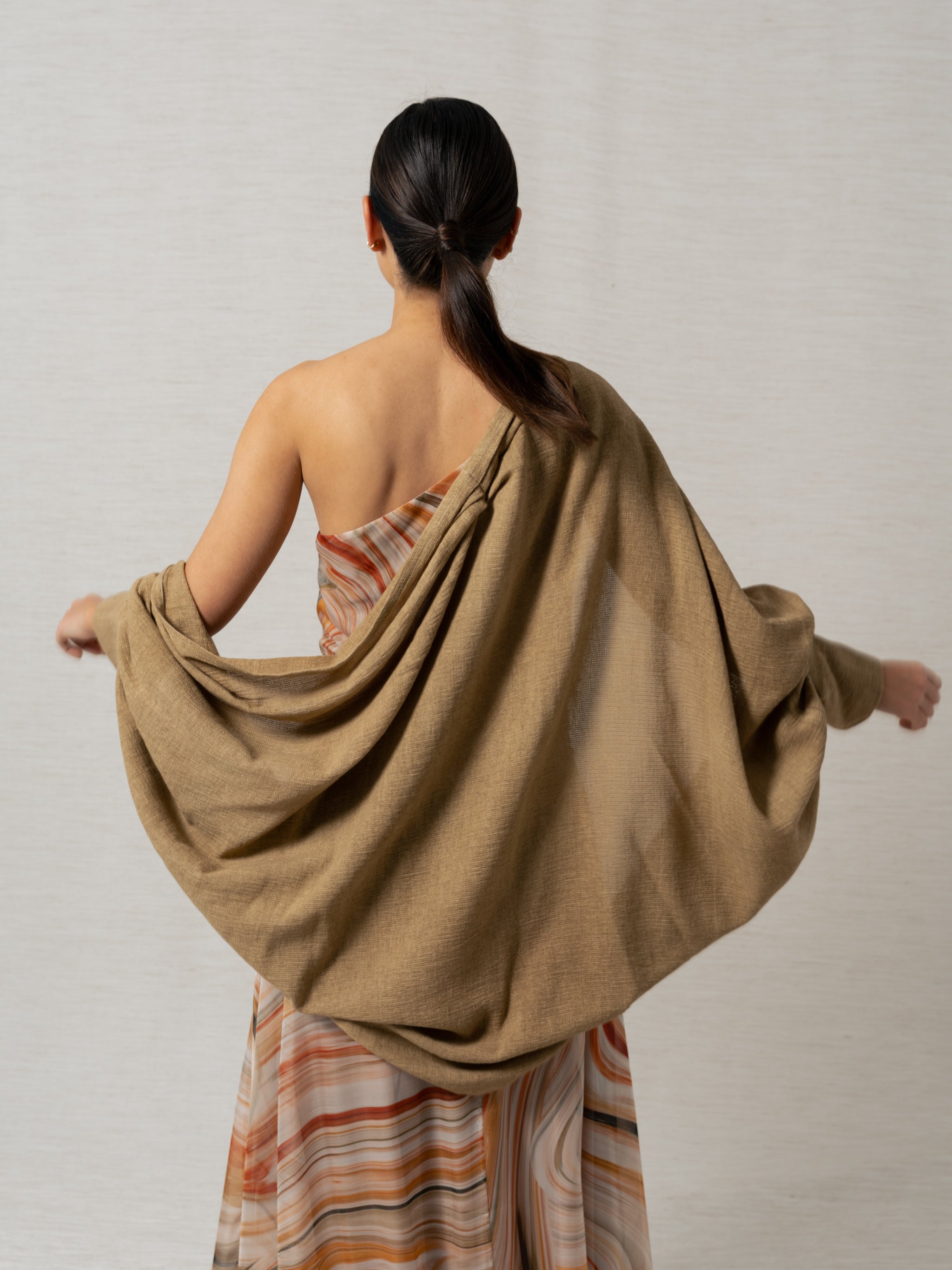 MANGUITO BEIGE CAPE