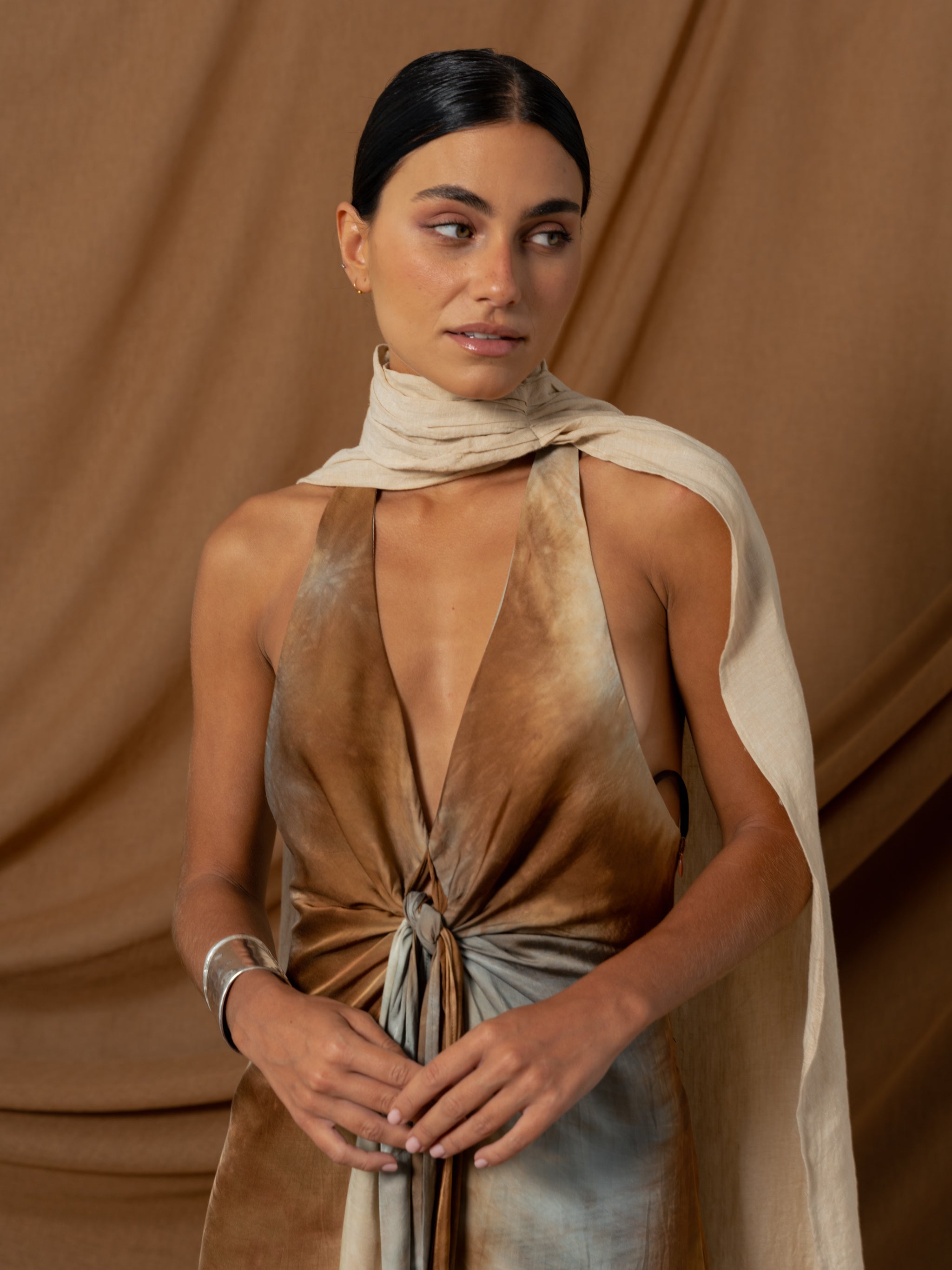 BEIGE LINEN CAPE