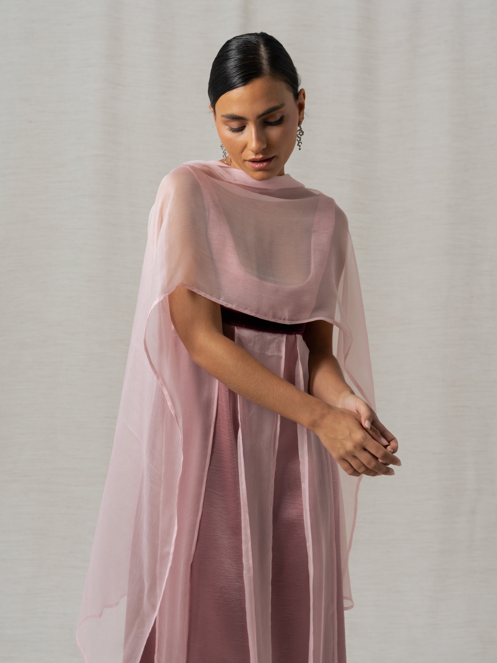 PINK NECK SILK